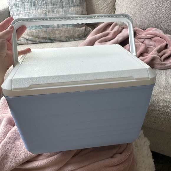 Target Blue and White Cooler - Picture 2 of 4